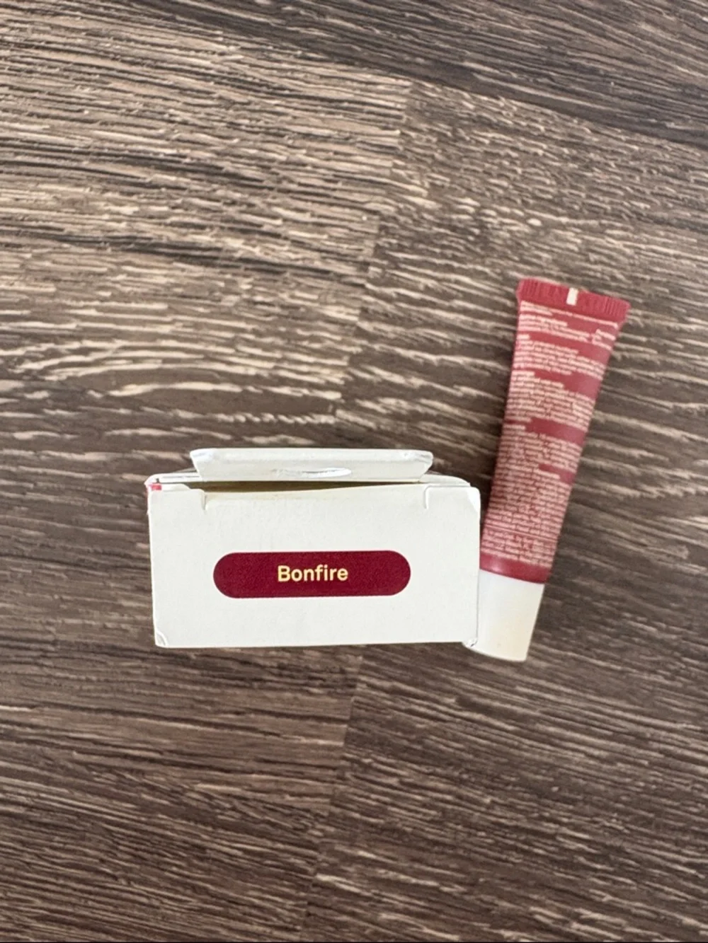 Sun Bum tinted sunscreen lip balm - Picture 3 of 4